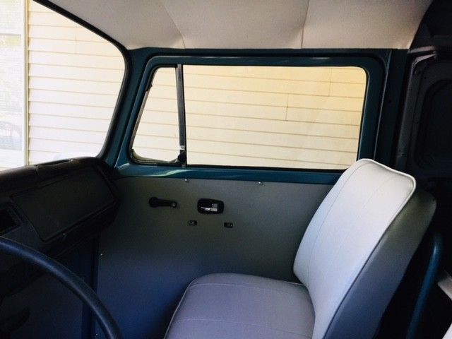 1970 Volkswagen Bus/Vanagon Bus - photo 9