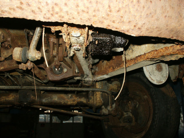 1970 Volkswagen Bus/Vanagon VW bus with windows, NO seats - photo 13