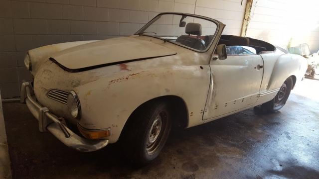 1970 VW Karmann Ghia Convertible Sports Car 1970 Volkswagen Karmann Ghia