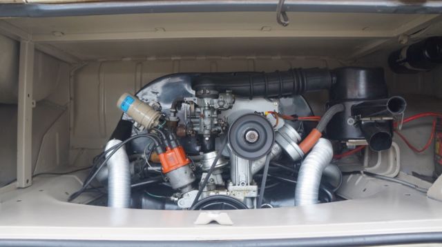 1970 Volkswagen Bus/Vanagon Safare Camper - photo 7