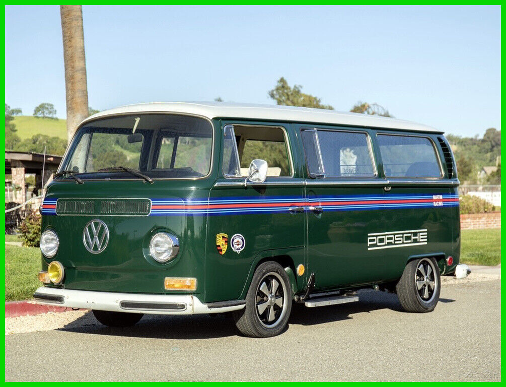 1970 VW TYPE 2 DOUBLE-DOOR DELUXE BUS PORSCHE MARTINI RACING SUPPORT VEHICLE REP 1970 Volkswagen Bus/Vanagon Type 2 Kombi