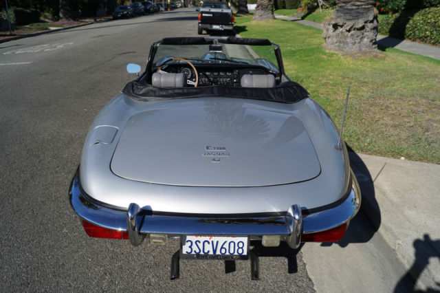1970 Jaguar E-Type Light Gray Leather - photo 9