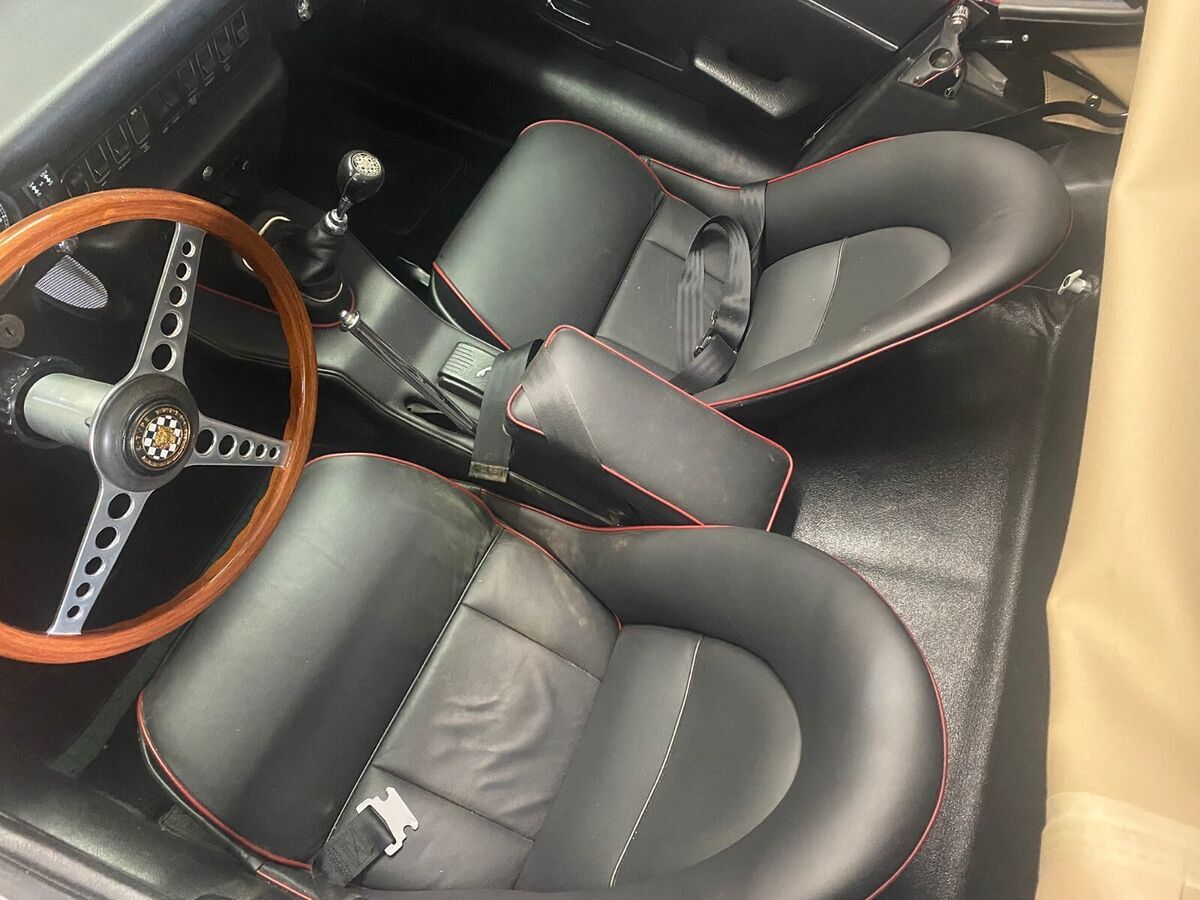 1970 Jaguar XKE - photo 11