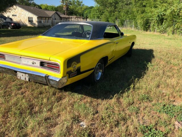 1970Dodge Superbee loaded with options. A/C, P/S, power windows, bumper guards. 1970 Dodge Superbee
