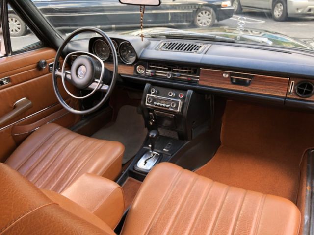 1971 Mercedes-Benz 200-Series W114 CLASSIC COUPE - photo 11