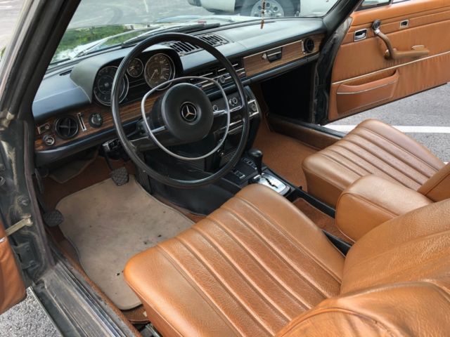 1971 Mercedes-Benz 200-Series W114 CLASSIC COUPE - photo 13