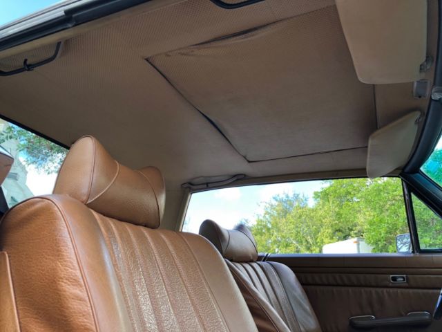 1971 Mercedes-Benz 200-Series W114 CLASSIC COUPE - photo 9