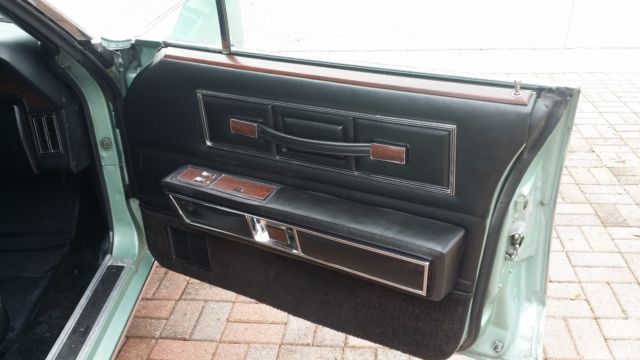 1972 Lincoln Continental - photo 6