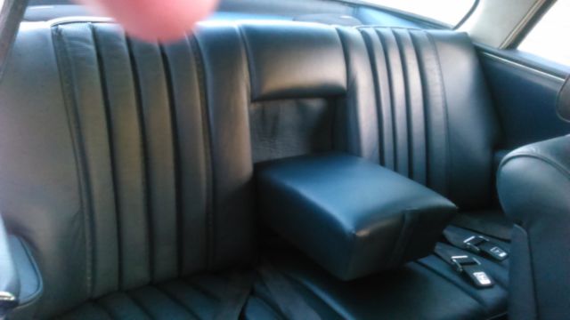 1971 Mercedes-Benz 200-Series Leather - photo 9