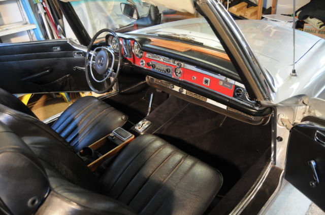 1971 Mercedes-Benz 200-Series - photo 11