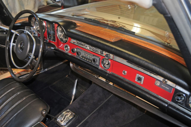 1971 Mercedes-Benz 200-Series - photo 12