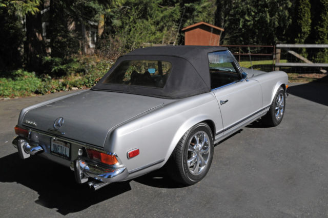 1971 Mercedes-Benz 200-Series - photo 8