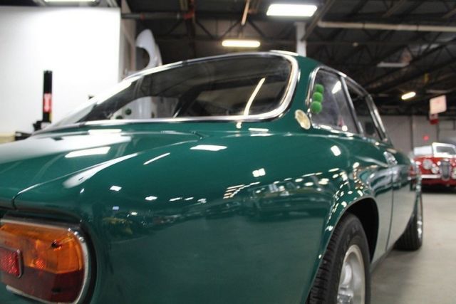 1971 Alfa Romeo 1750 GTV - photo 12