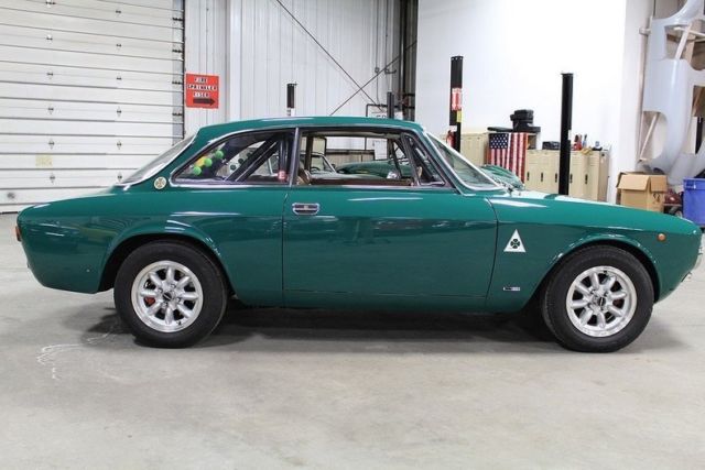 1971 Alfa Romeo 1750 GTV - photo 6