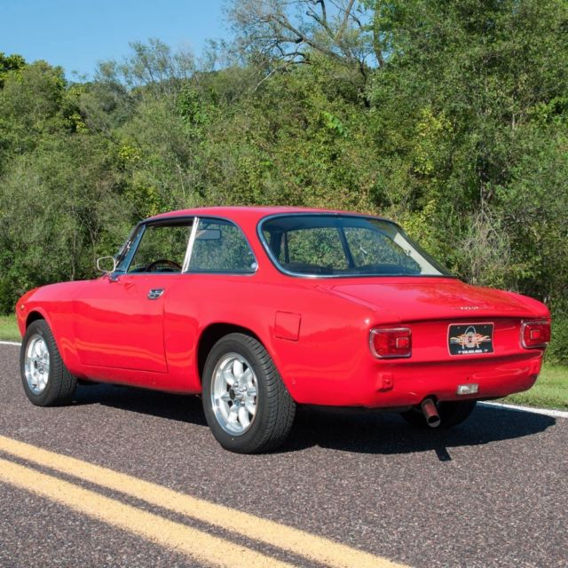 1971 Alfa Romeo GTV - photo 2