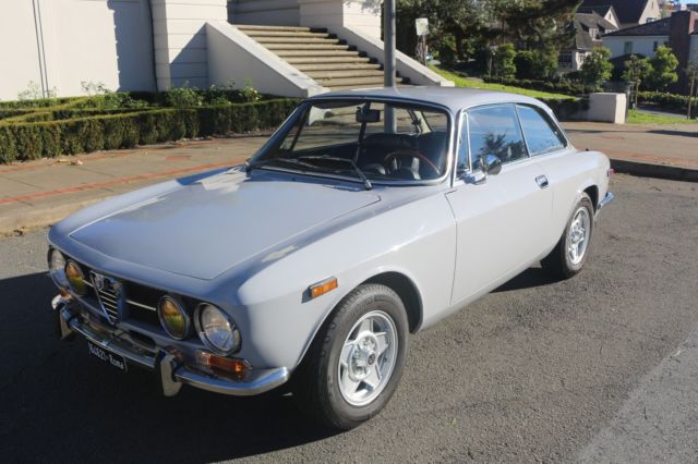 1971 Alfa Romeo GTV - photo 2