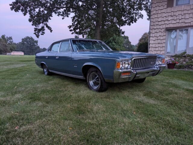 1971 AMC Ambassador SST 5.8 Sedan. Midway Blue Metallic. RWD Automatic Brougham 1971 AMC Ambassador SST 5.8 Brougham
