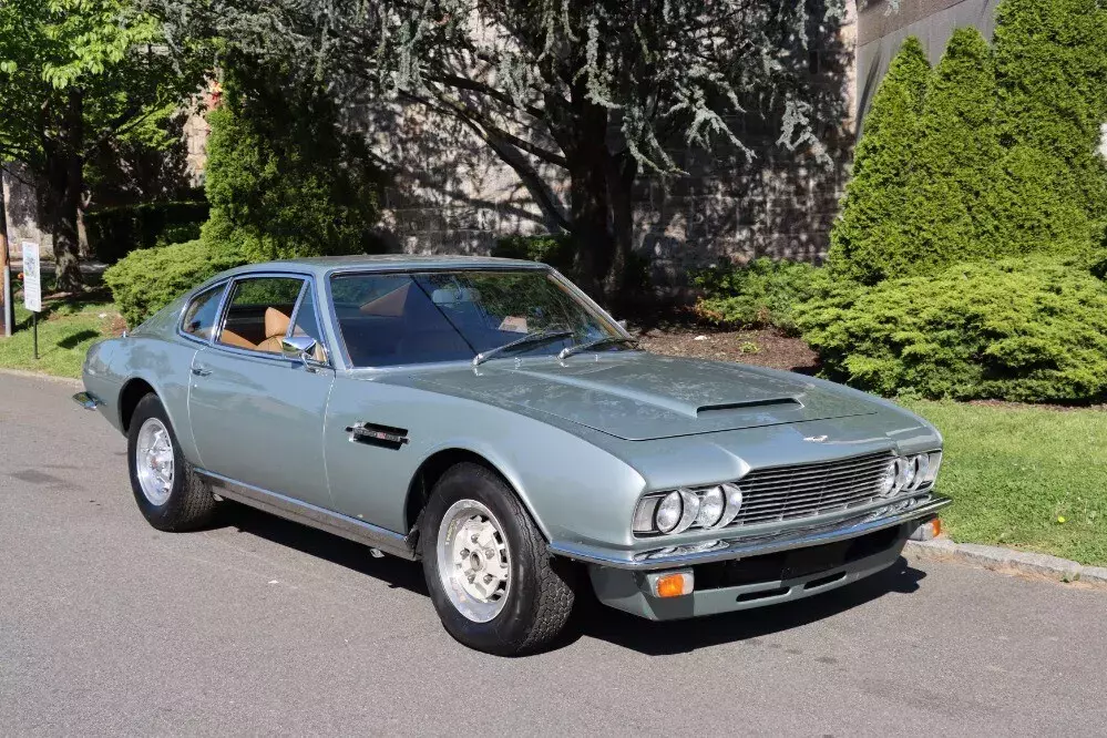 1971 Aston Martin V8 Sports Saloon for sale! 1971 Aston Martin V8 Sports Saloon