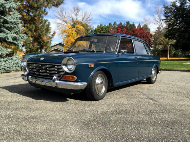 1971 Austin 1800 with spare car 1971 Austin 1800 MK2