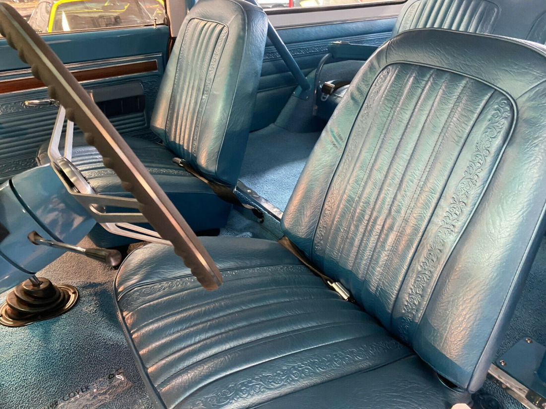 1971 Chevrolet Blazer K5 CST - 4x4, 350ci Auto, Med Blue, 89k Miles - photo 10
