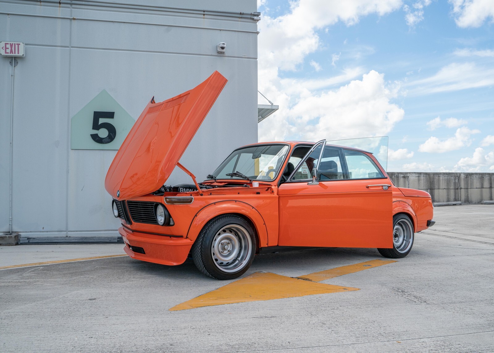 1971 BMW 2002 by Renner - Nut and Bolt Restoration - photo 9