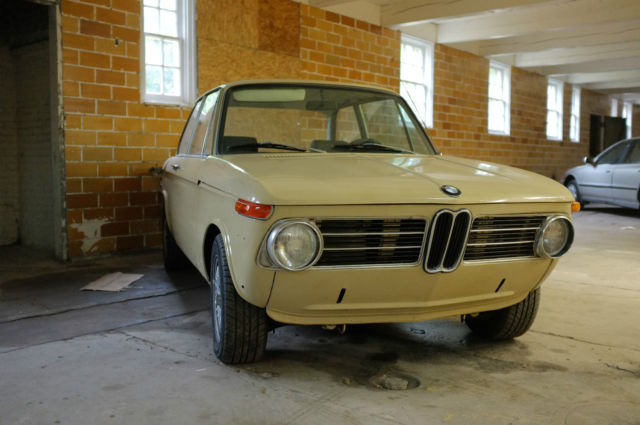 1971 BMW 2002, not 2002tii, not 2002ti Sahara tan 4 Speed 1971 BMW 2002