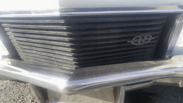 1971 Buick Riviera two door sedan - photo 10