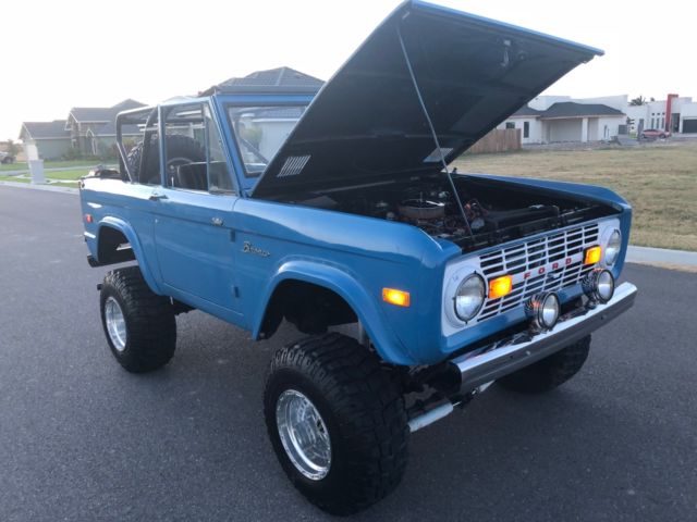 1971 Ford Bronco Beautiful Restored Early Model Bronco - photo 13