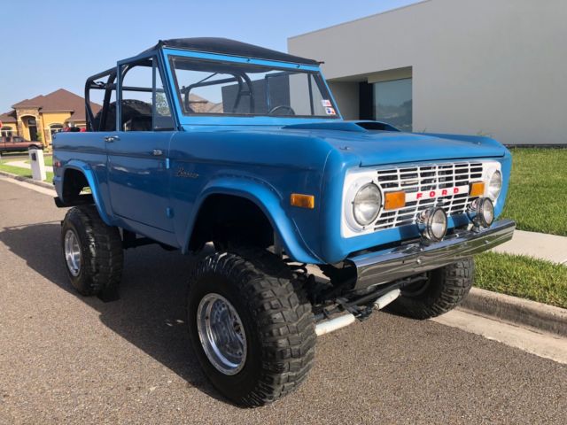 1971 Ford Bronco Beautiful Restored Early Model Bronco - photo 2