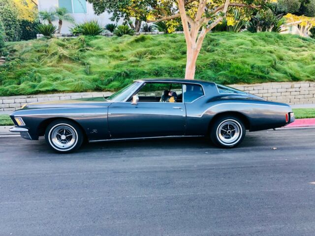 1971 Buick Riviera BOAT TAIL Charcoal SURVIVOR runs and drives RARE NO RESERVE ! 1971 Buick Riviera