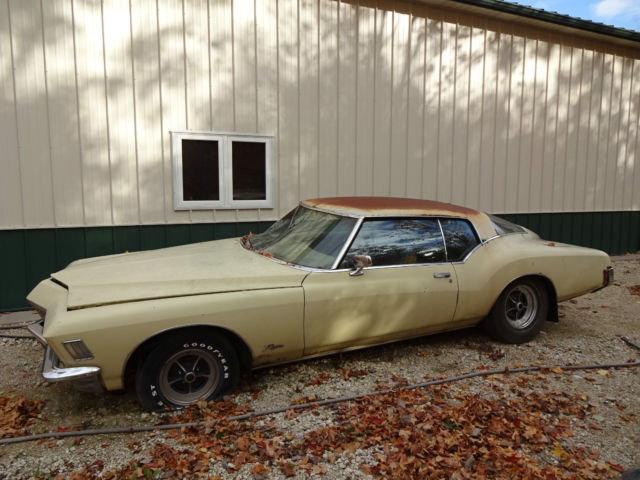 1971 Buick Riviera Boat Tail Complete Car Needs Restoration 1971 Buick Riviera 2 dr.
