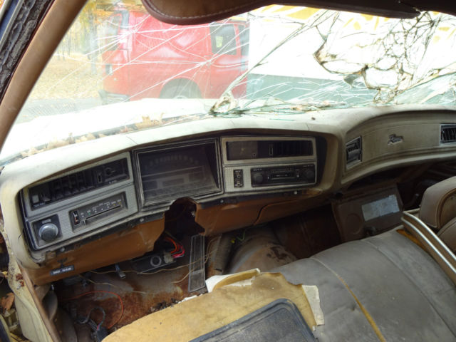 1971 Buick Riviera 2 dr. - photo 12