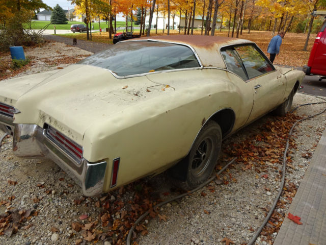 1971 Buick Riviera 2 dr. - photo 6