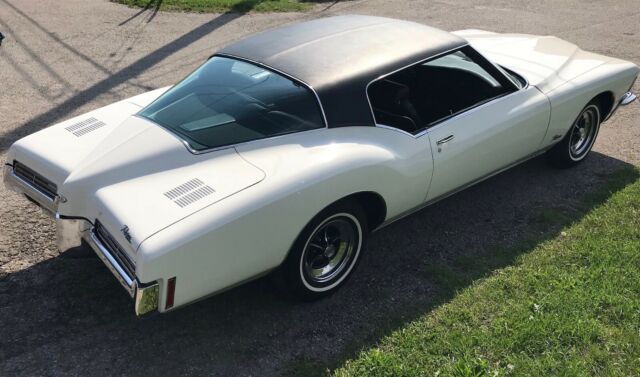 1971 Buick Riviera Riviera