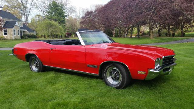 1971 Buick Skylark Custom Convertible, Chevelle, GTO Garaged all its life. 1971 Chevrolet Chevelle Custom Convertible