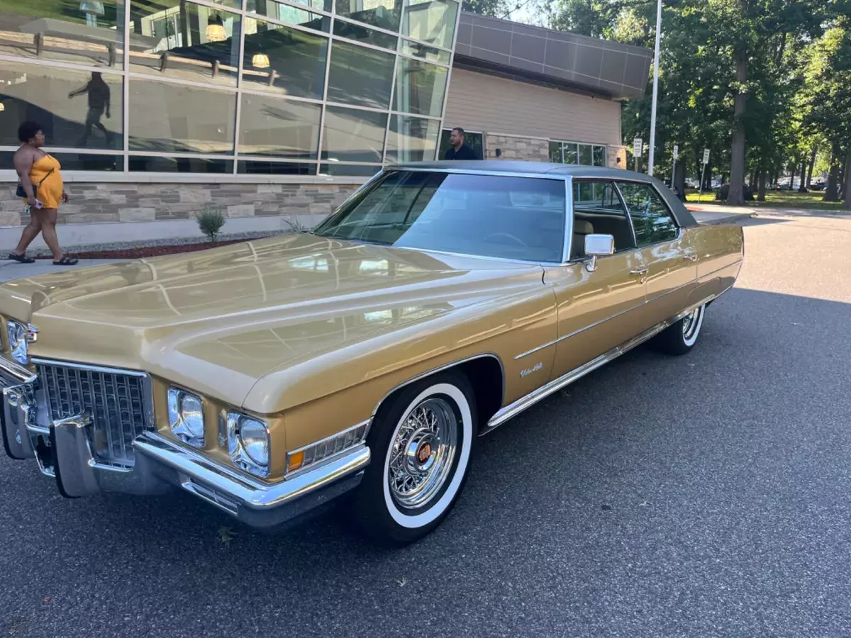 1971 Cadillac DeVille Sedan 31,000 miles absolutely stunning 1971 Cadillac DeVille Sedan