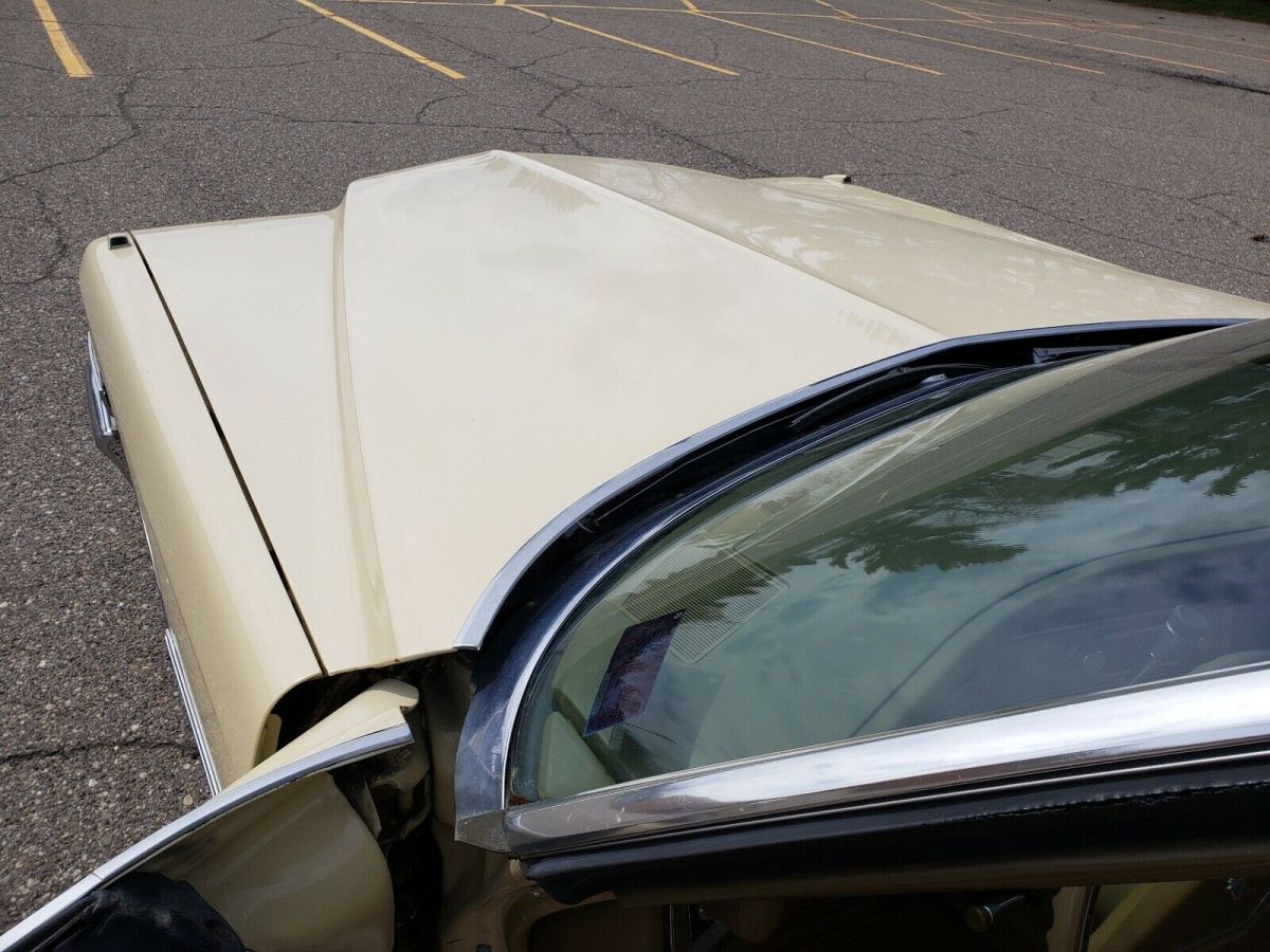 1971 Cadillac DeVille Sedan - photo 10
