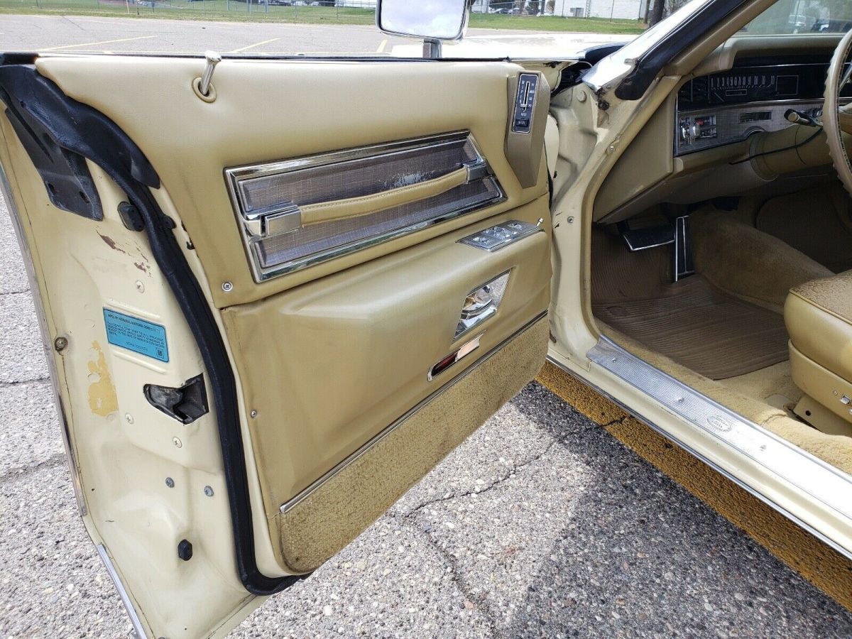 1971 Cadillac DeVille Sedan - photo 12
