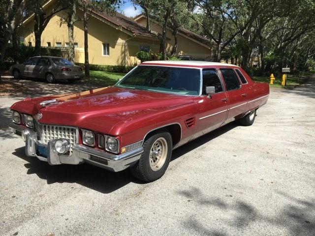 1971 cadillac Factry limosine good condition Burgundy body and off white top 1971 Cadillac Fleetwood Factory Limosin