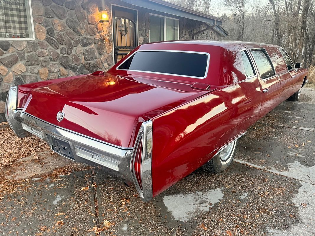 1971 Cadillac Fleetwood limousine custom stretched limousine - photo 4