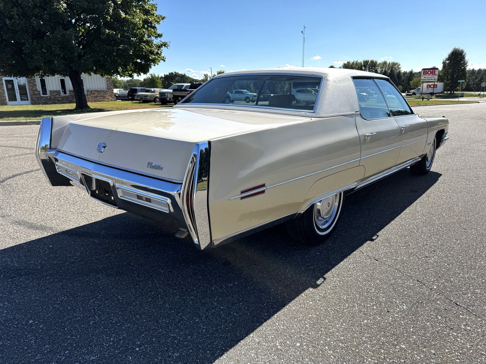 1971 Cadillac Sedan DeVille - photo 3