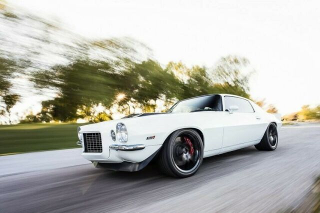 1971 Chevrolet Camaro RS - photo 3