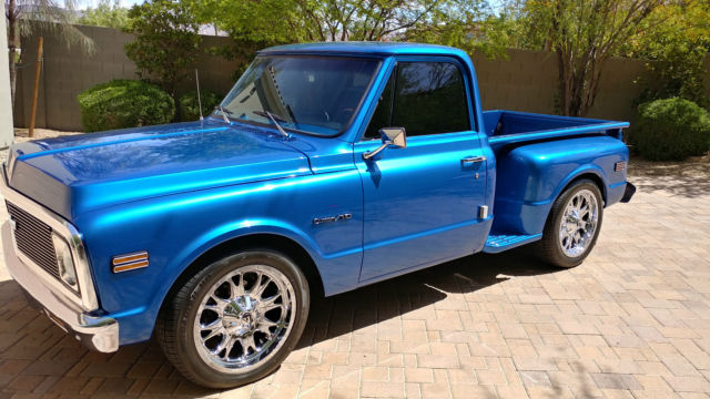 1971 Chervolet C-10 Custom Stepside Pick Up 1971 Chevrolet C-10 Leather