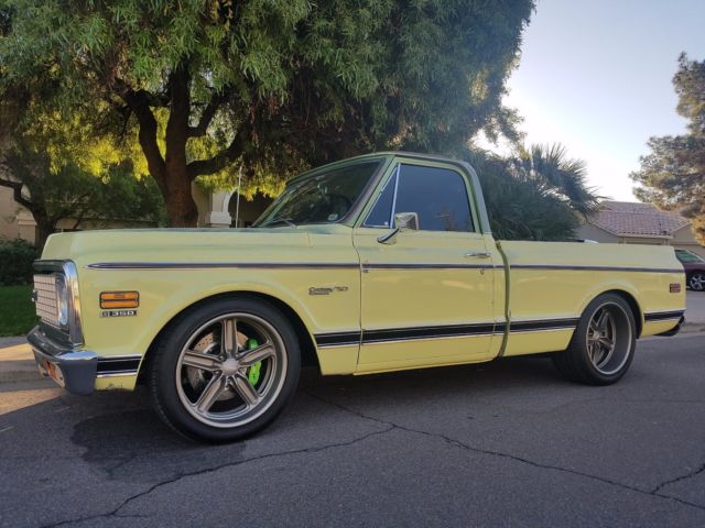 1971 Chevrolet C-10 Custom - photo 2