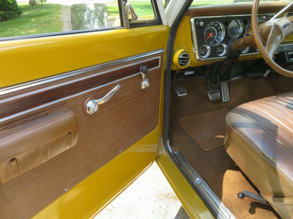 1971 Chevrolet C-10 Cheyenne Trim - photo 13