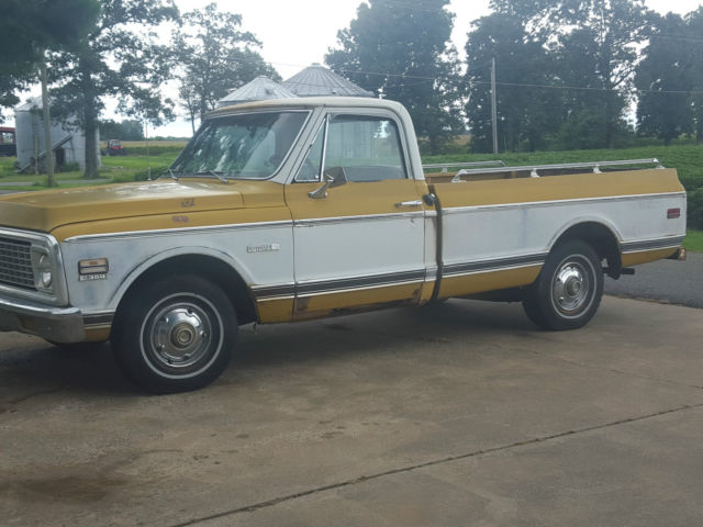 1971 Chevrolet C-10 w/factory toolbox, ac, ps, & pb 1971 Chevrolet C-10 cheyenne