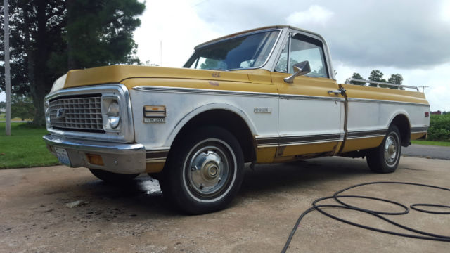 1971 Chevrolet C-10 w/factory toolbox, ac, ps, & pb 1971 Chevrolet C-10