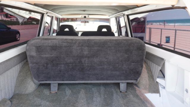 1971 Chevrolet Suburban C10 - photo 10