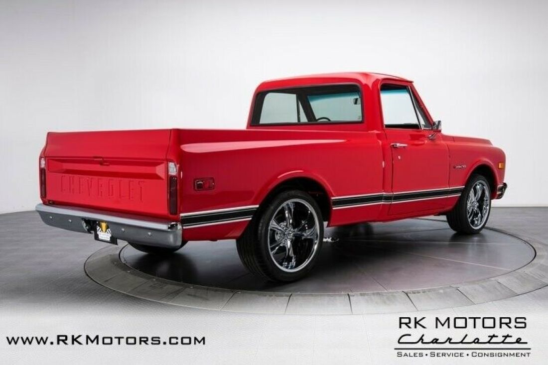 1971 Chevrolet C-10 Pickup Truck - photo 2