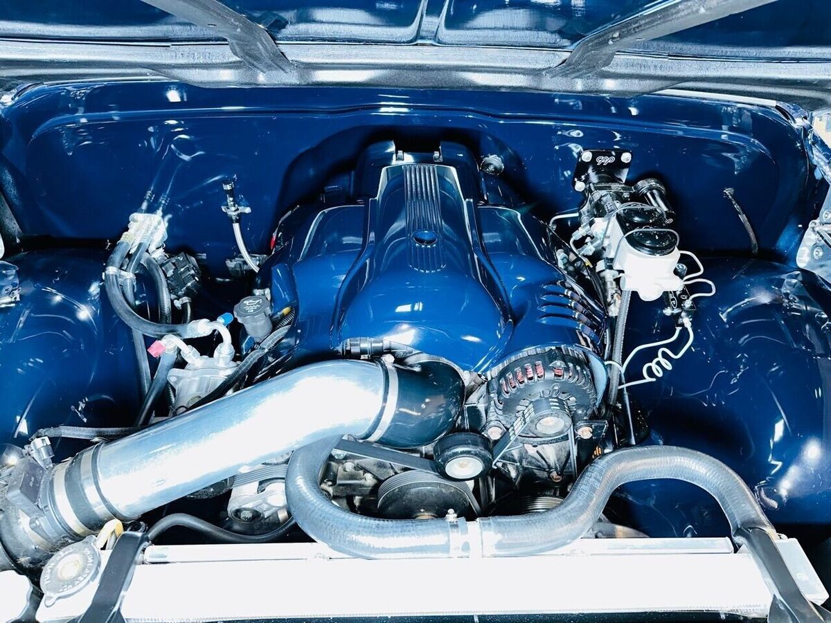 1971 Chevrolet C-10 PRO TOURING 6.0 V8 OVERDRIVE FROM CALIFORNIA! - photo 4